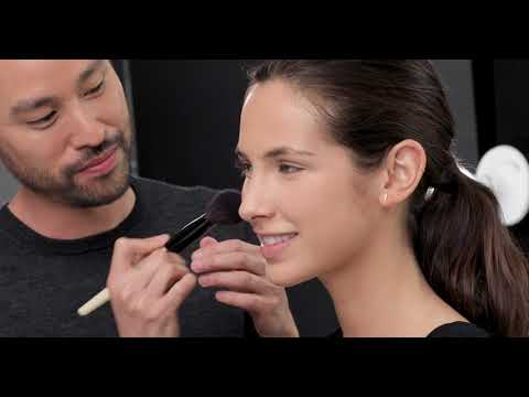 Make-up Artist Salary and Job Description